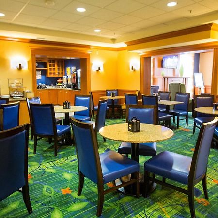 Fairfield Inn By Marriott Toronto Όκβιλ Εξωτερικό φωτογραφία